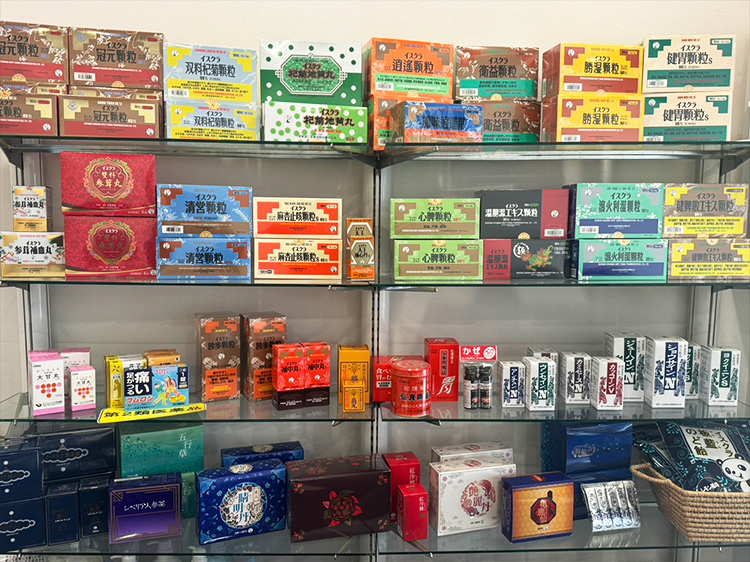 天心堂薬局_商品陳列写真